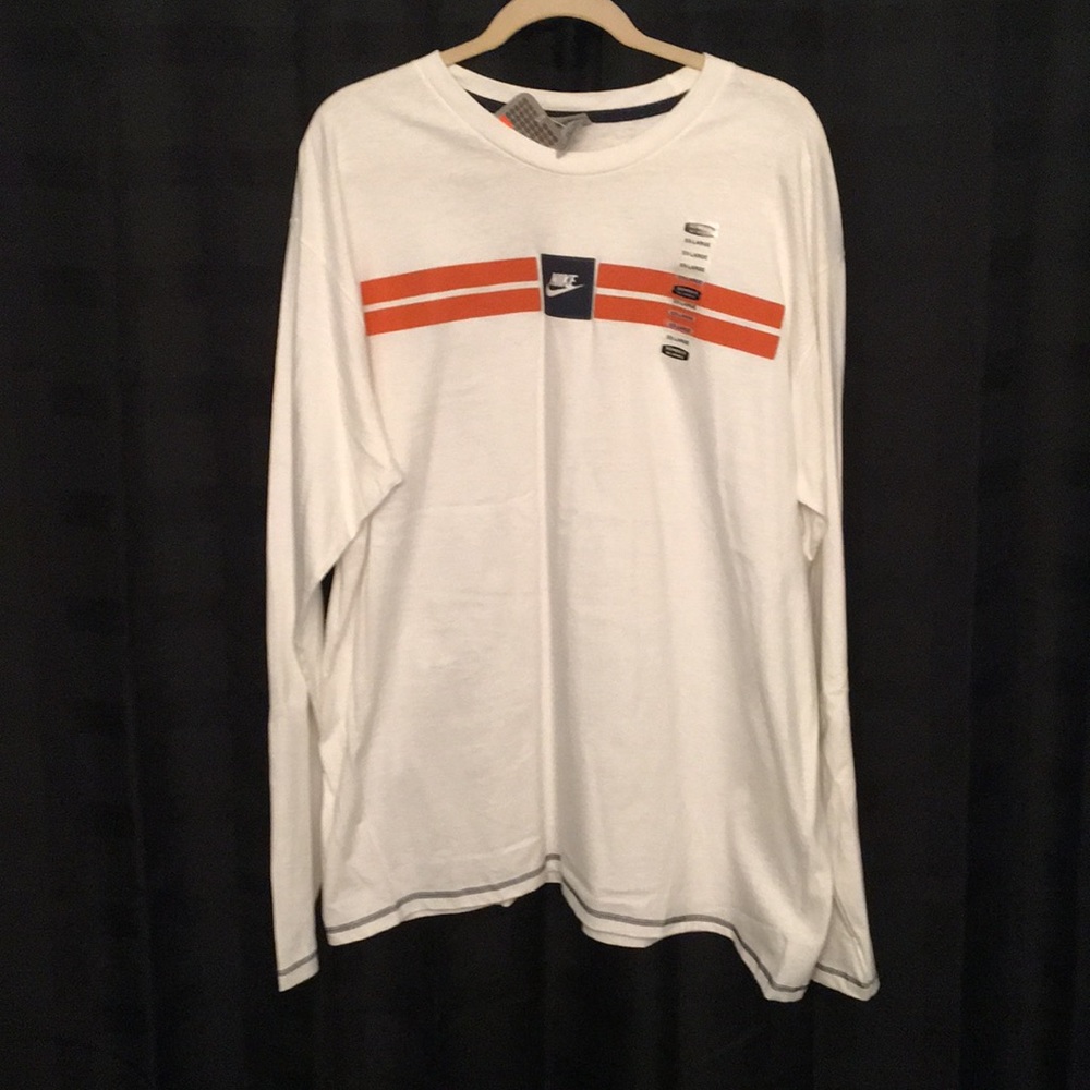 Men’s Nike Long-Sleeved T-shirt